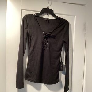 NWT Faded‎ Rose Shirt Size small